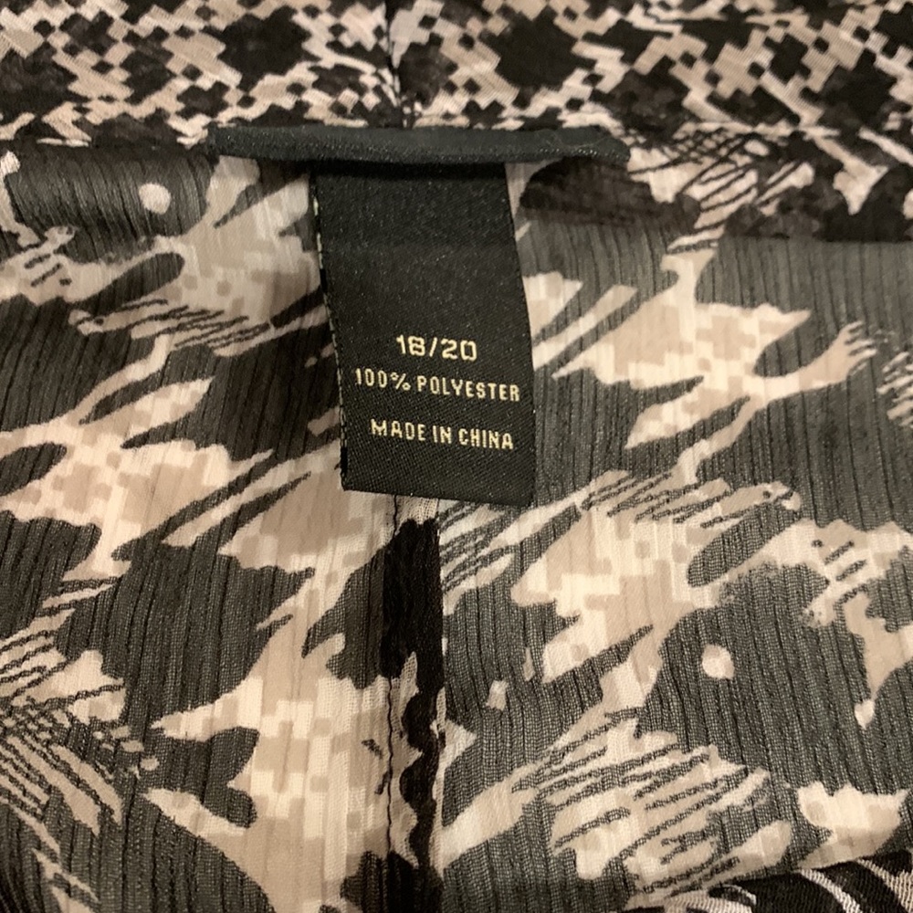 Woman’s Vintage Lane Bryant sheer blouse. - Picture 5 of 7